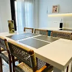Διαμέρισμα Luxury With Private Rooftop & Jacuzzi