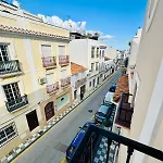 Luxury With Private Rooftop & Jacuzzi 公寓 内尔哈
