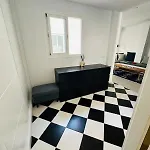 公寓 Luxury With Private Rooftop & Jacuzzi *