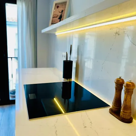 Luxury With Private Rooftop & Jacuzzi * 内尔哈