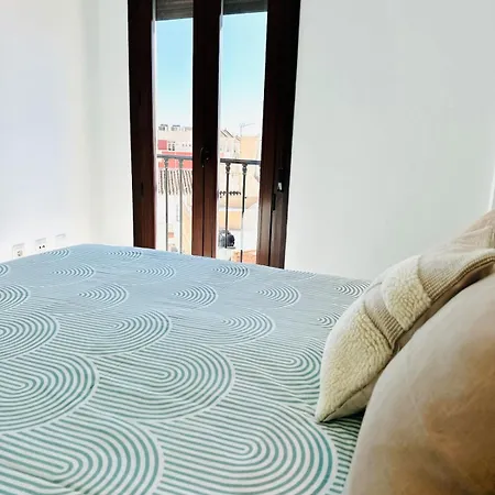 아파트 Luxury With Private Rooftop & Jacuzzi *