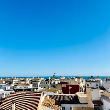 아파트 Luxury With Private Rooftop & Jacuzzi