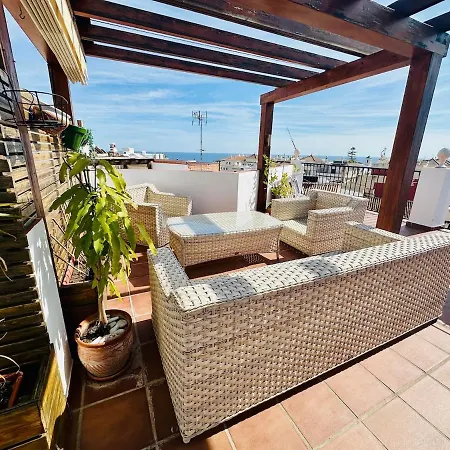 Apartment Luxury With Private Rooftop & Jacuzzi Nerja